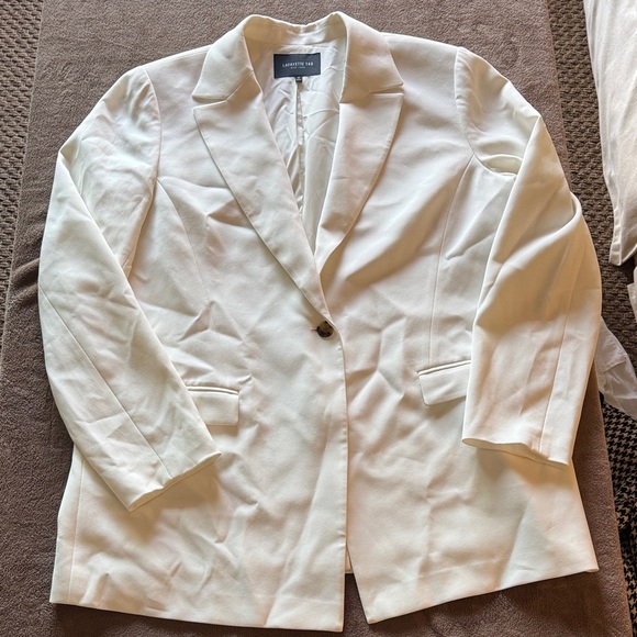 Lafayette 148 One Button Closure Cream Blazer - Picture 1 of 10